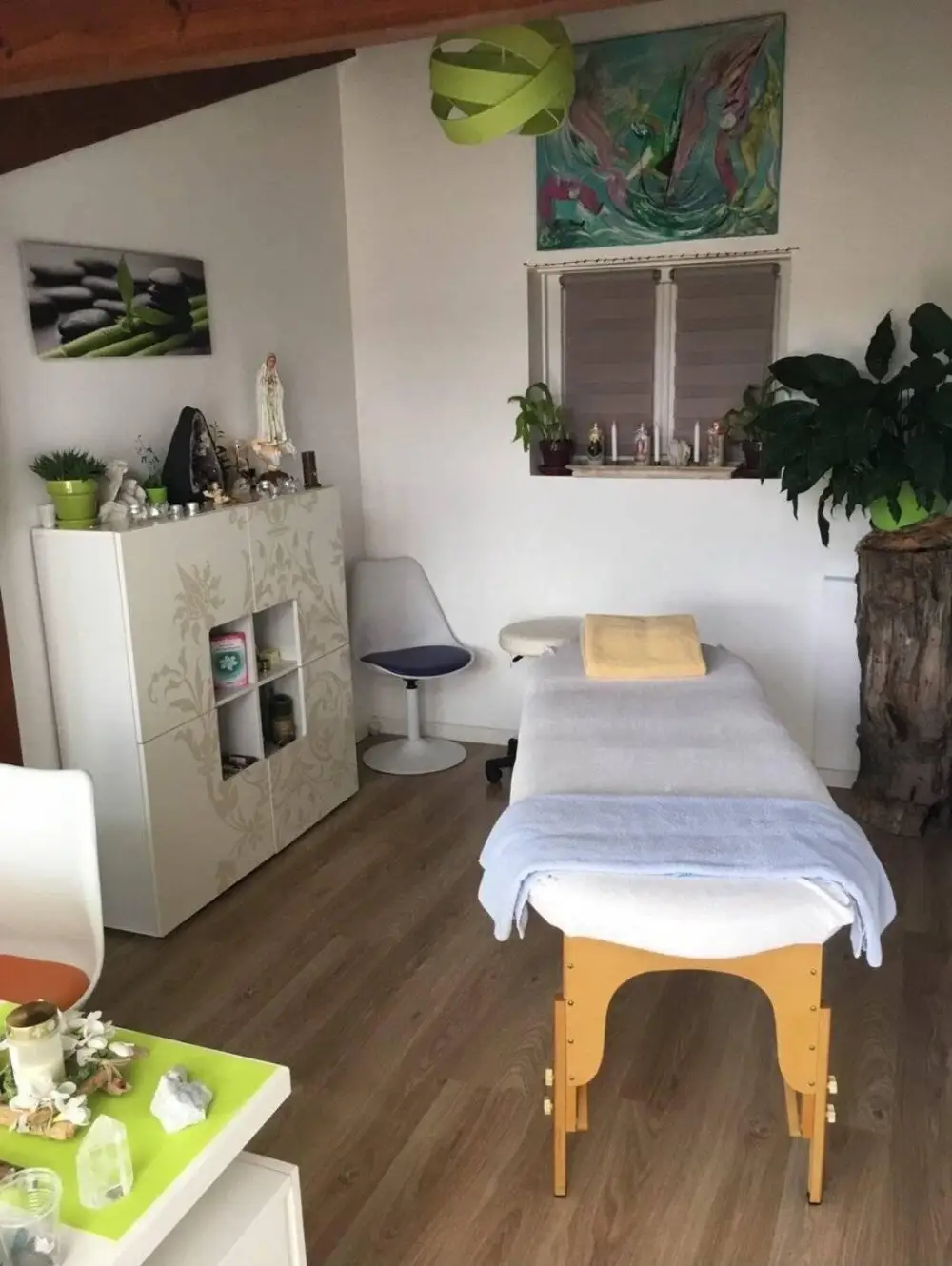 Cabinet de soins de Nadège Refour à Magescq (40) dédié au magnétisme, à la radiesthésie et au bien-être.
